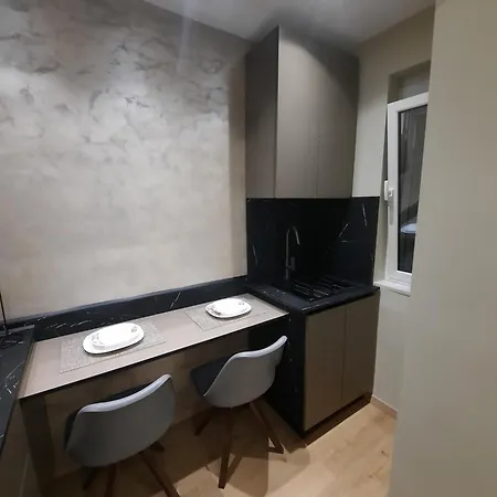 Genius Apartment